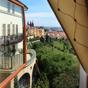 rezervovat zde